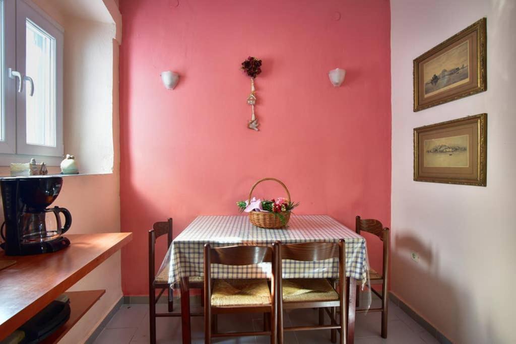 Nafsikas Apartment - Ipsos Beach Exterior photo